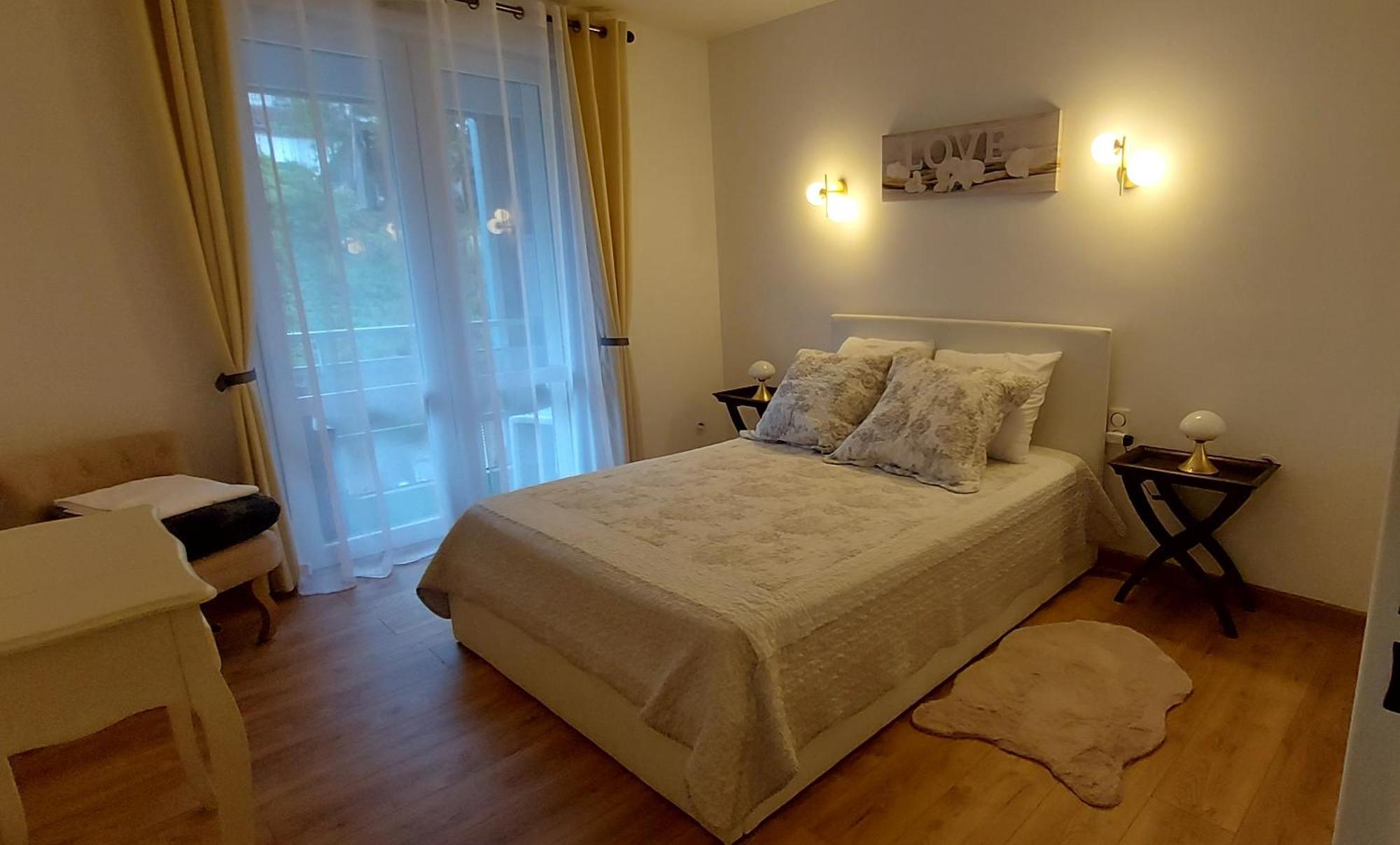 Nouvel A 10mn A Pied Du Centre-ville Apartment